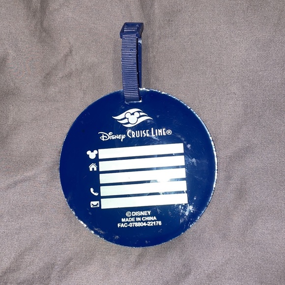Disney castaway club luggage tags - Picture 2 of 2